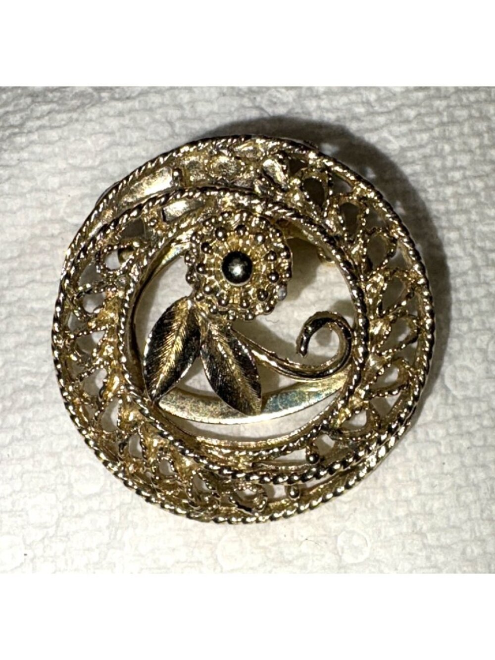 Vintage Gold-Tone Floral Round Scarf Clip With Open Filigree Design